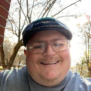 Meet your Posher, Adam